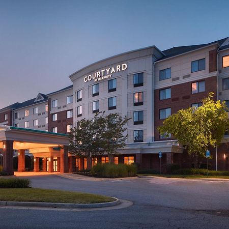 Отель Courtyard By Marriott Winchester Medical Center Экстерьер фото