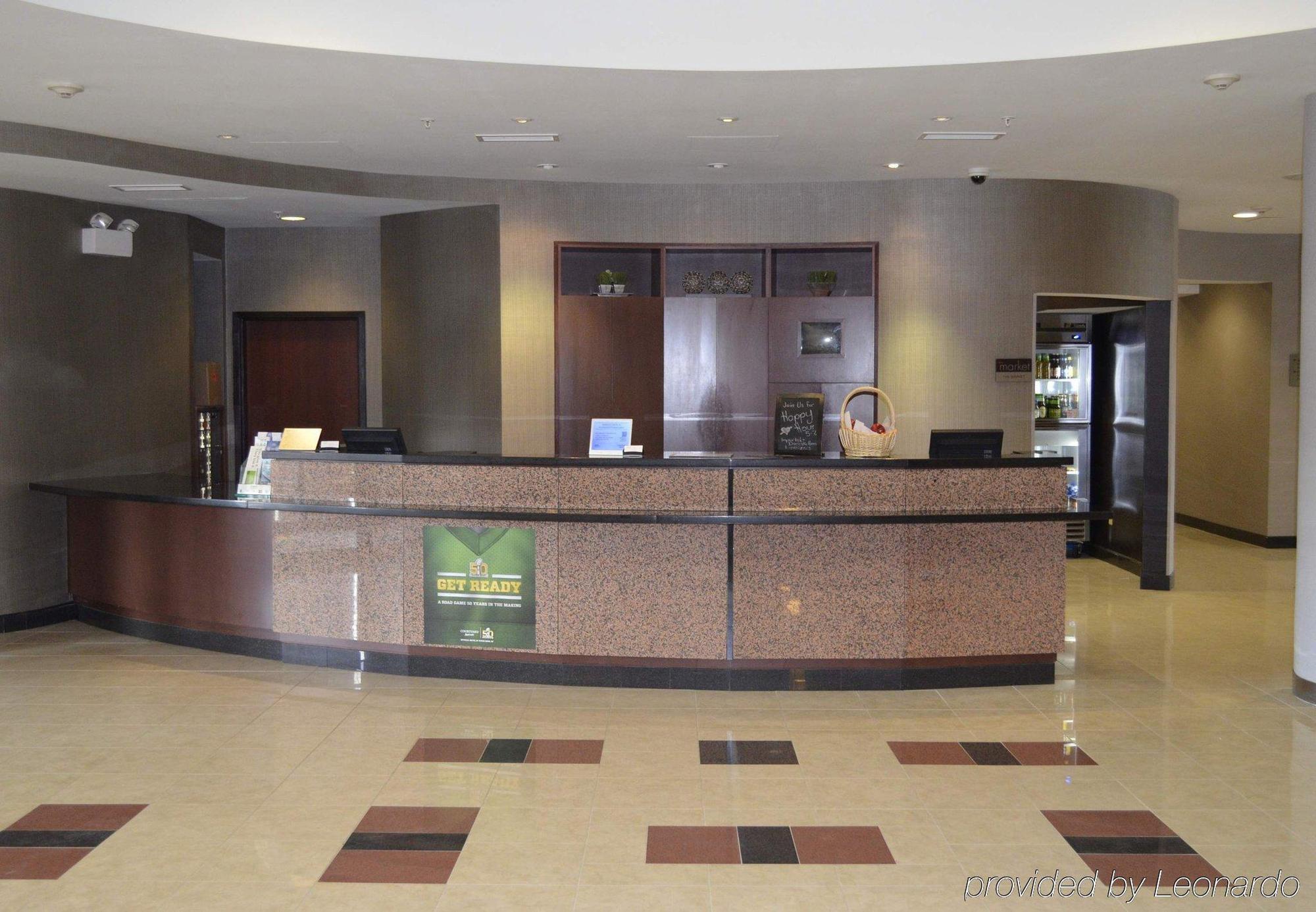 Отель Courtyard By Marriott Winchester Medical Center Экстерьер фото